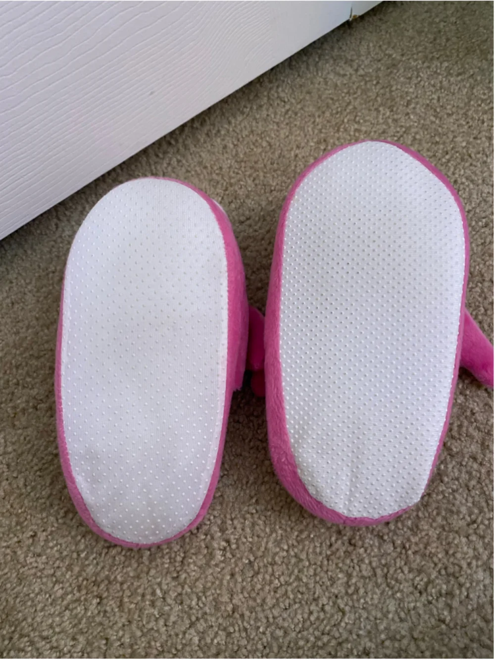 Women's Unbranded Piglet Character Slippers, Pink